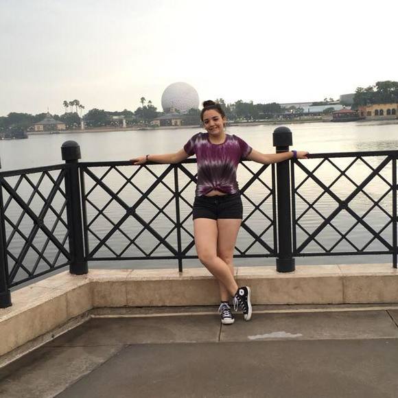 Meet your Posher, Sydni - Picture 1 of 1